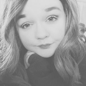 Meet your Posher, Liza